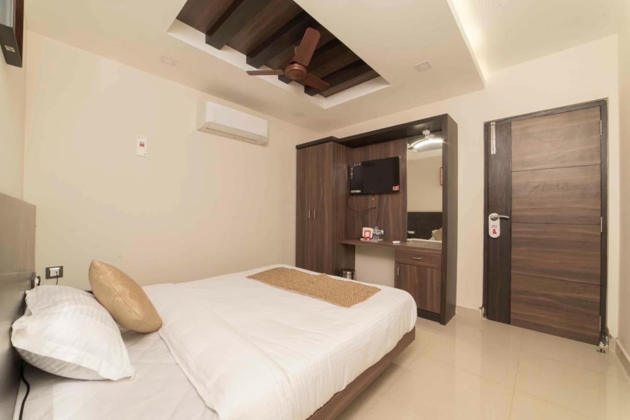 Hotel Sami V Landmarks Arantāngi Zewnętrze zdjęcie